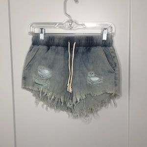 Distressed shorts